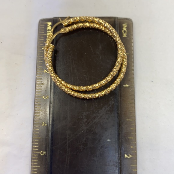 New 14k yellow gold hoop earrings - Picture 11 of 12